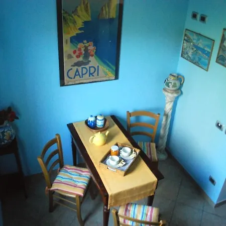 Castagneto Lubrense Holiday home Massa Lubrense